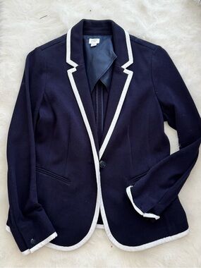 crown & ivy navy blazer with white trim